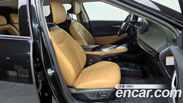 Kia EV6 2022 Черный из Кореи, фото 3