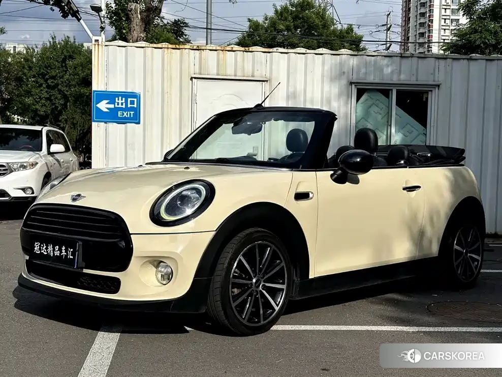 MINI Cooper 2019 Yellow/orange из Китая, фото 3