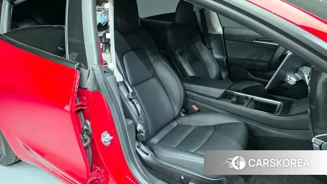 Tesla Model 3 2022 Красный из Кореи, фото 3