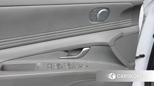 Hyundai Avante (CN7) 2022 Белый из Кореи, фото 3