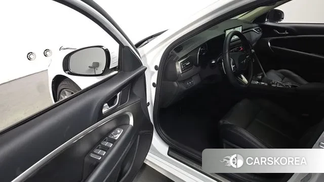 Genesis The New G70 2022 Белый из Кореи, фото 3