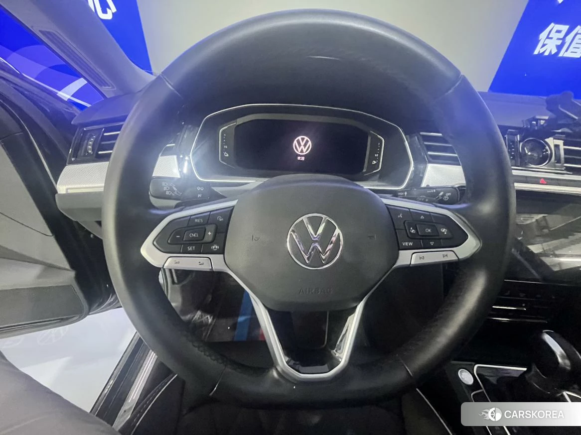 Volkswagen Magotan PHEV 2021 Черный из Китая, фото 3