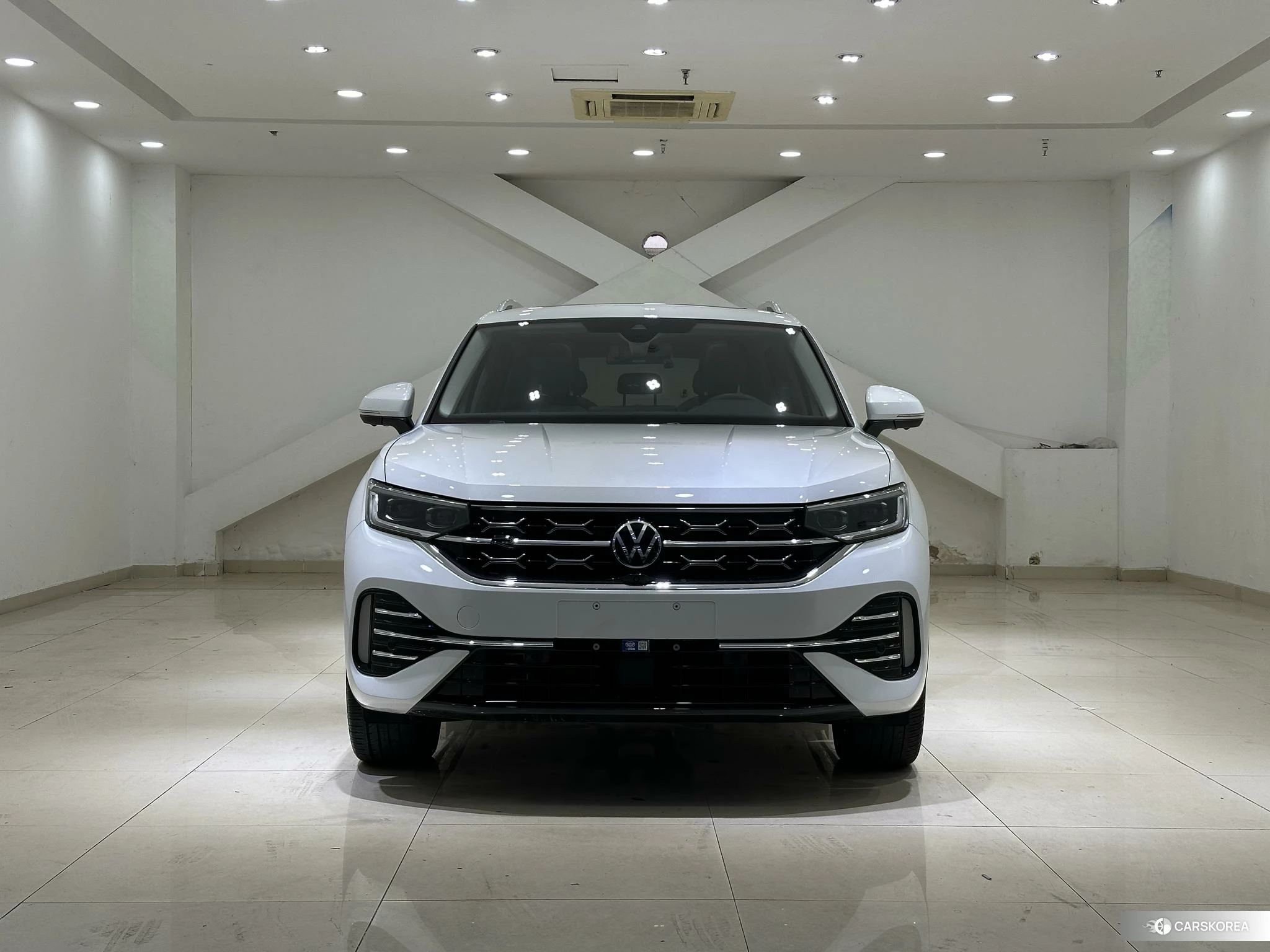 Volkswagen Tanyue 2022 Белый из Китая, фото 3