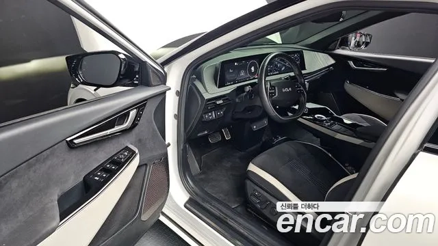 Kia EV6 2022 Белый из Кореи, фото 3