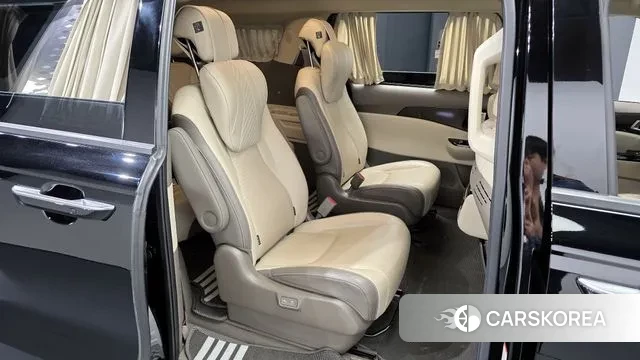 Kia Carnival 4th generation 2022 Черный из Кореи, фото 3