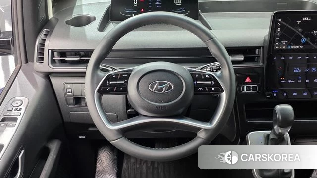 Hyundai Staria 2023 Серый из Кореи, фото 3