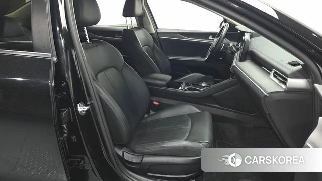 Kia K5 3rd generation 2021 Черный из Кореи, фото 3