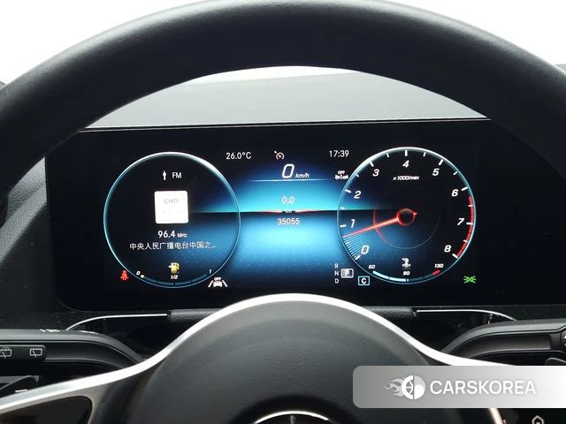 Mercedes-Benz GLA 2023 Белый из Китая, фото 3