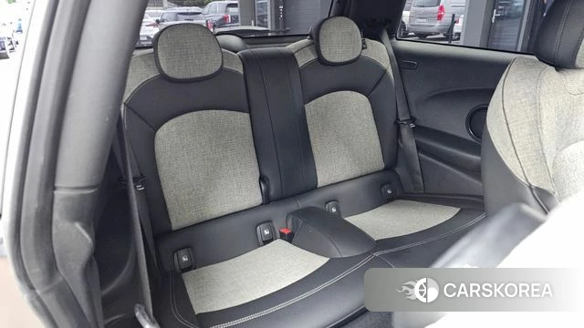 Mini Cooper Electric 2022 Серебристо-серый из Кореи, фото 3