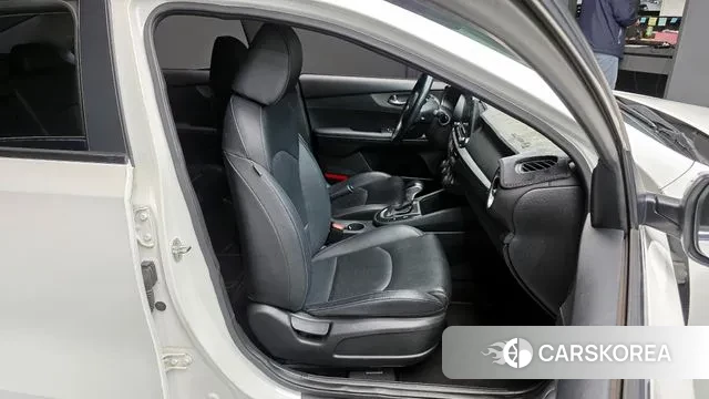 Kia Come New K3 id 3627071 из Кореи 3