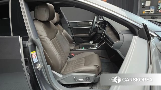 Audi A7 (4K) 2020 Серый из Кореи, фото 3