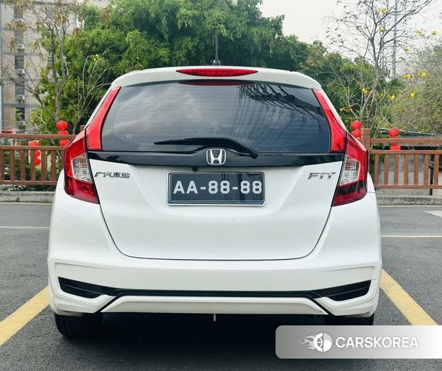 Honda Fit 2019 Белый из Китая, фото 3