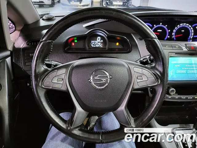 Ssangyong Korando Turismo 2018 Белый из Кореи, фото 3