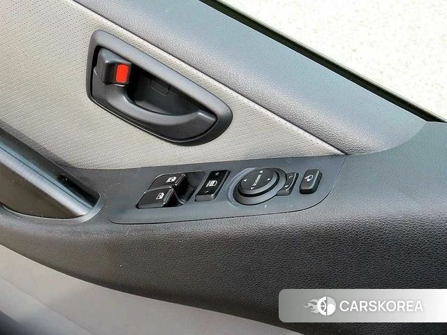 Hyundai The New Grand Starex 2018 Желтый из Кореи, фото 3