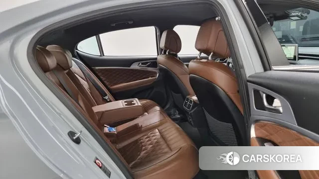 Genesis G70 2020 Серебристо-серый из Кореи, фото 3