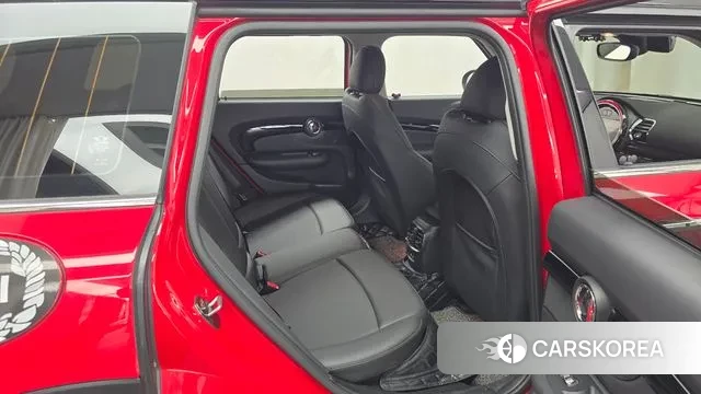 Mini Cooper Clubman 2023 Красный из Кореи, фото 3