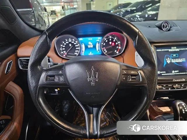 Maserati Levante 2018 Черный из Кореи, фото 3