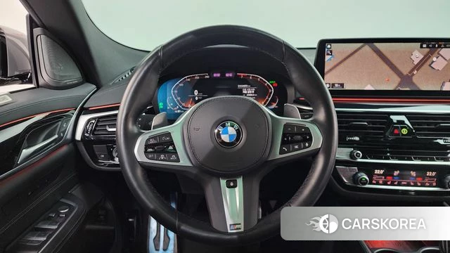 BMW 6 Series GT (G32) 2022 Серебристо-серый из Кореи, фото 3