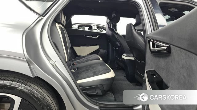 Kia EV6 2022 Серый из Кореи, фото 3