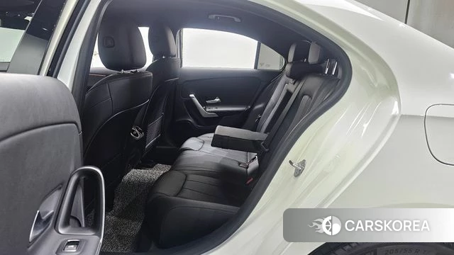 Mercedes-Benz A-Class W177 2022 Белый из Кореи, фото 3