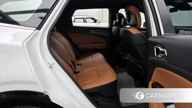 Kia The New Sportage 5th Generation Hybrid 2024 Белый из Кореи, фото 3