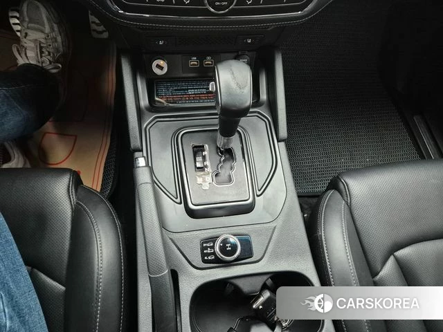 Ssangyong The New Rexton Sports Cannes 2022 Жемчужный цвет из Кореи, фото 3