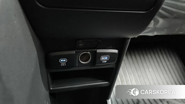 Hyundai Staria 2025 Серебряный из Кореи, фото 3