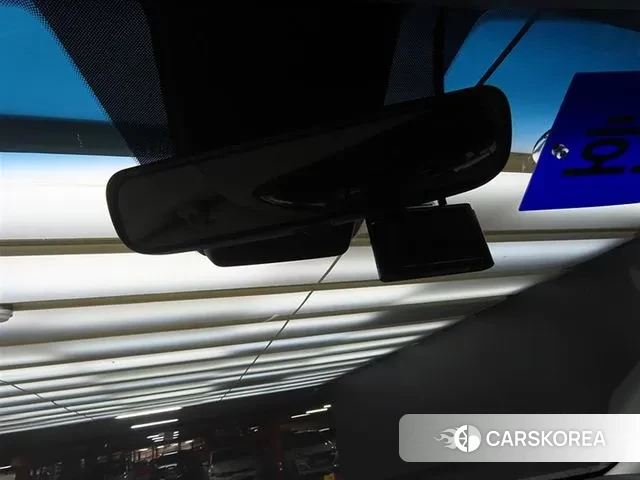 Hyundai Staria 2022 Желтый из Кореи, фото 3