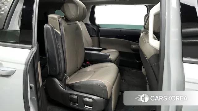 Kia The New Carnival 4th Generation 2024 Серый из Кореи, фото 3