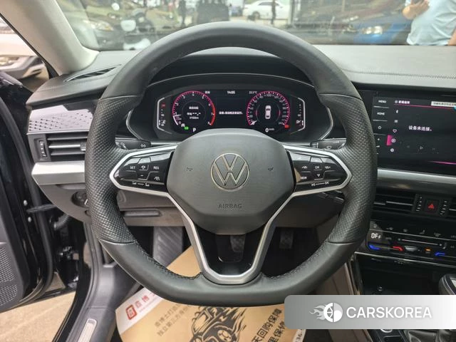 Volkswagen Passat 2023 Черный из Китая, фото 3