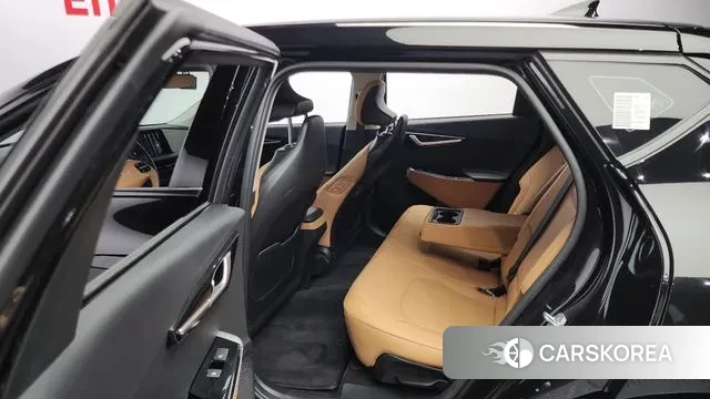 Kia EV6 2022 Черный из Кореи, фото 3