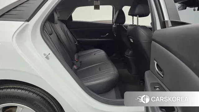 Hyundai Avante (CN7) 2022 Белый из Кореи, фото 3