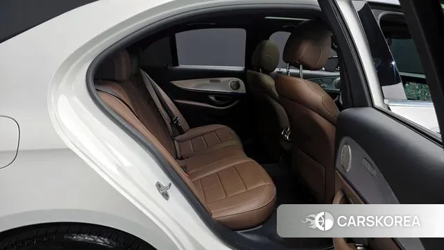 Mercedes-Benz E-Class W213 2019 Белый из Кореи, фото 3