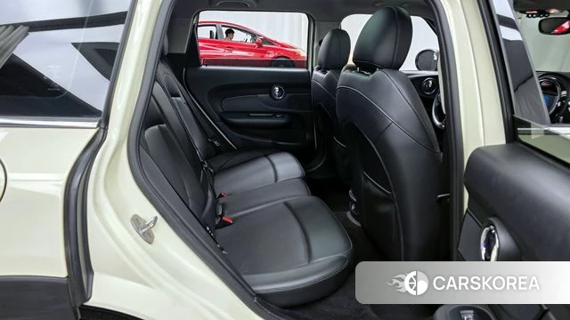 Mini Cooper Clubman 2018 Жемчужный цвет из Кореи, фото 3