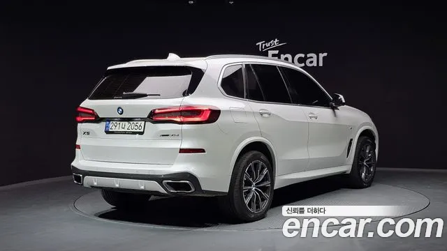 BMW X5 (G05) id 2668955 из Кореи 3