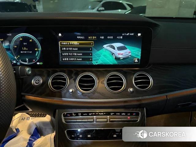 Mercedes-Benz E-Class W213 2021 Белый из Кореи, фото 3