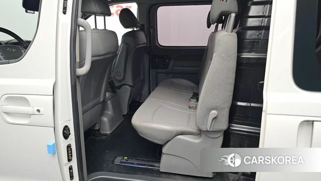 Hyundai The New Grand Starex 2018 Белый из Кореи, фото 3