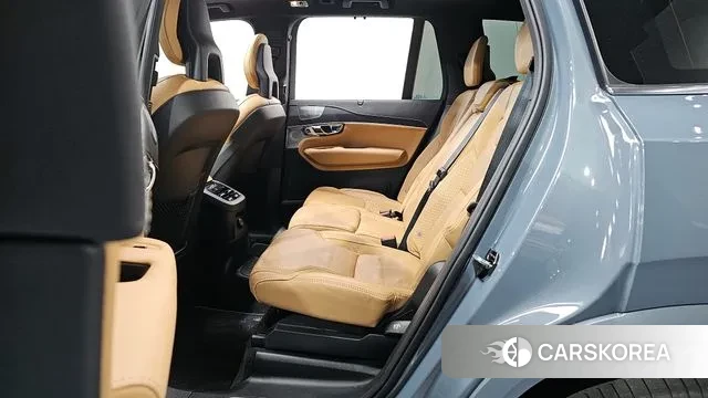 Volvo XC90 second Generation 2020 Светло-серебряный цвет из Кореи, фото 3