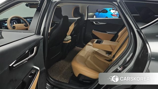 Kia EV6 2024 Серый из Кореи, фото 3