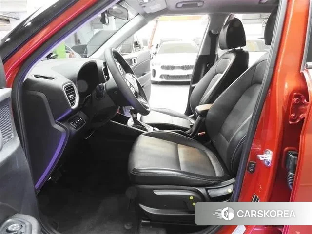 Hyundai Venue 2021 Красный из Кореи, фото 3