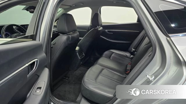 Hyundai Sonata (DN8) 2020 Серебристо-серый из Кореи, фото 3