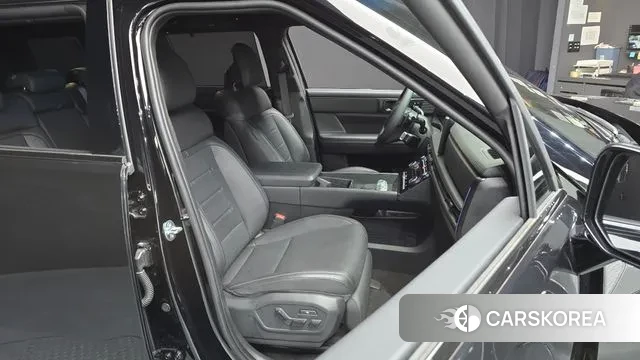 Hyundai Santa Fe (MX5) 2024 Черный из Кореи, фото 3