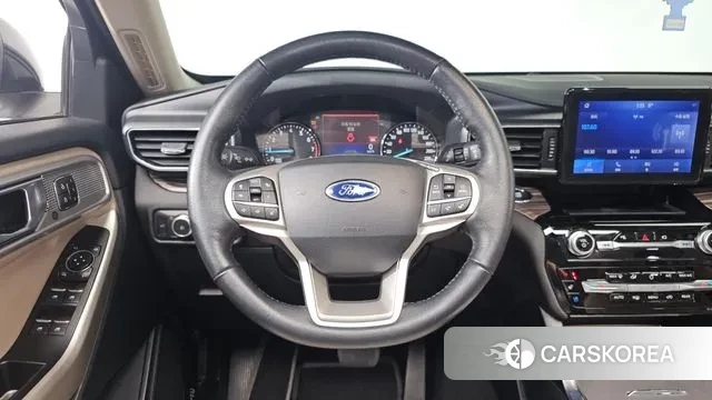 Ford Explorer 6th Generation 2021 Белый из Кореи, фото 3