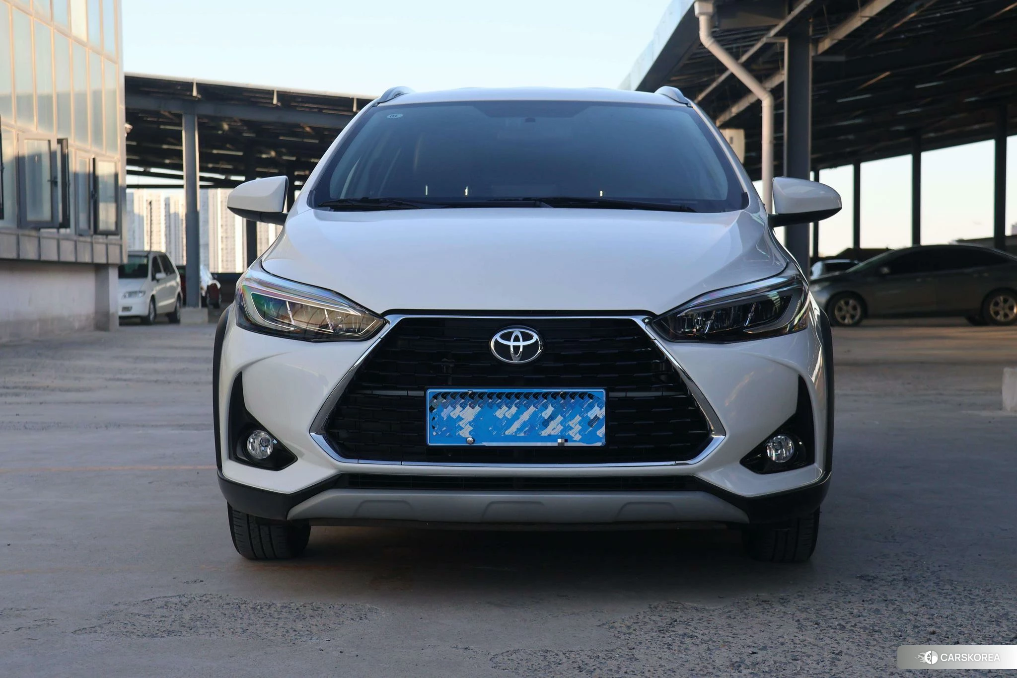 Toyota YARIS L Zhixuan 2021 Белый из Китая, фото 3