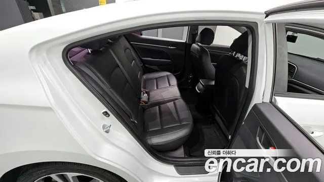 Hyundai Avante AD 2018 Белый из Кореи, фото 3