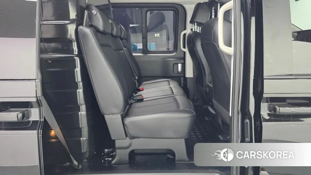 Hyundai Staria 2022 Черный из Кореи, фото 3