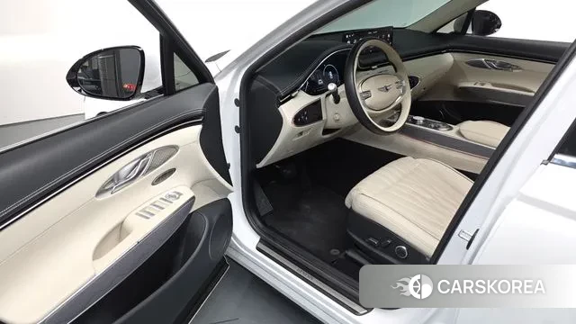 Genesis GV70 2021 Белый из Кореи, фото 3