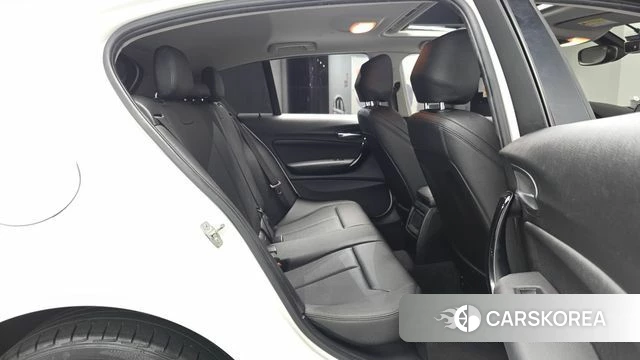 BMW 1 Series (F20) 2018 Белый из Кореи, фото 3