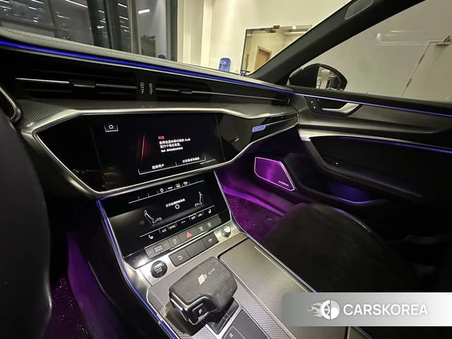 Audi A6L 2021 Черный из Китая, фото 3