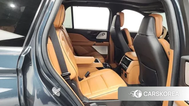 Lincoln Aviator 2nd generation 2022 Серый из Кореи, фото 3